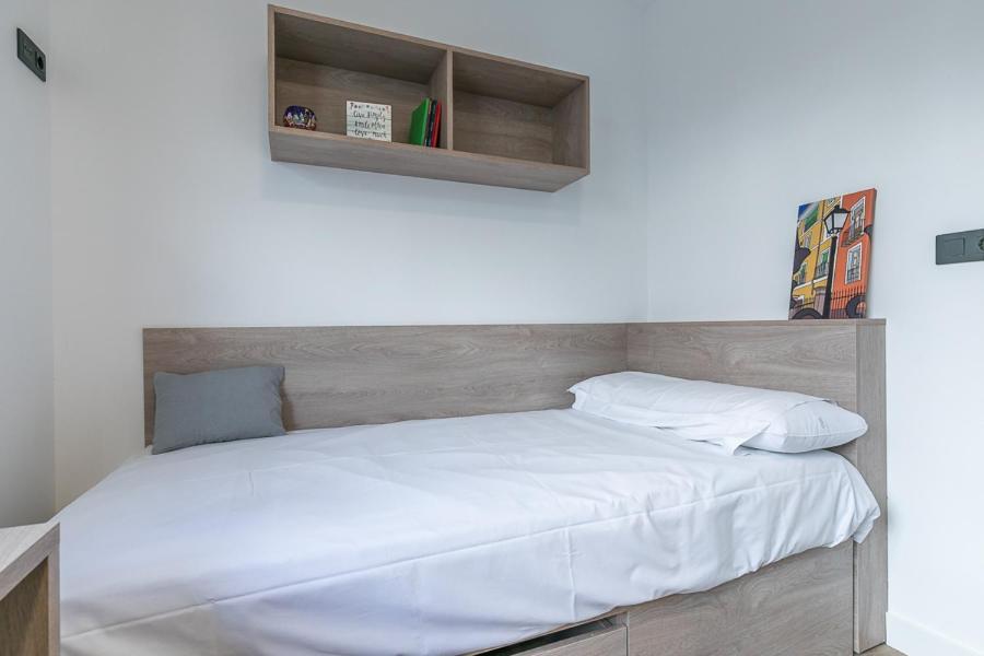 Micampus Madrid Sinesio Delgado Student Residence Luaran gambar