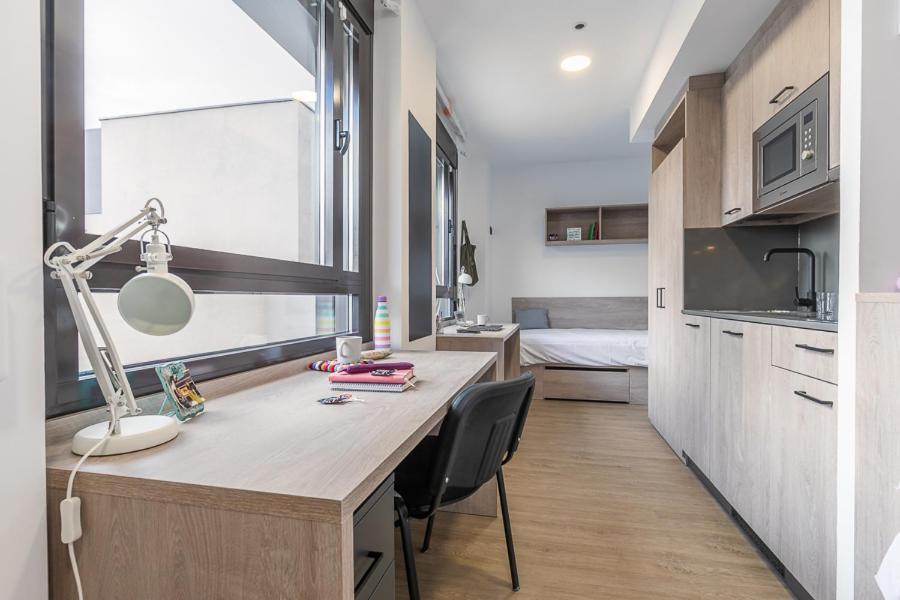 Micampus Madrid Sinesio Delgado Student Residence Luaran gambar
