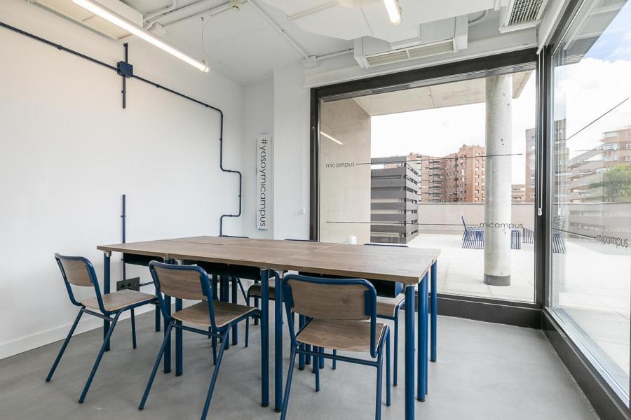 Micampus Madrid Sinesio Delgado Student Residence Luaran gambar