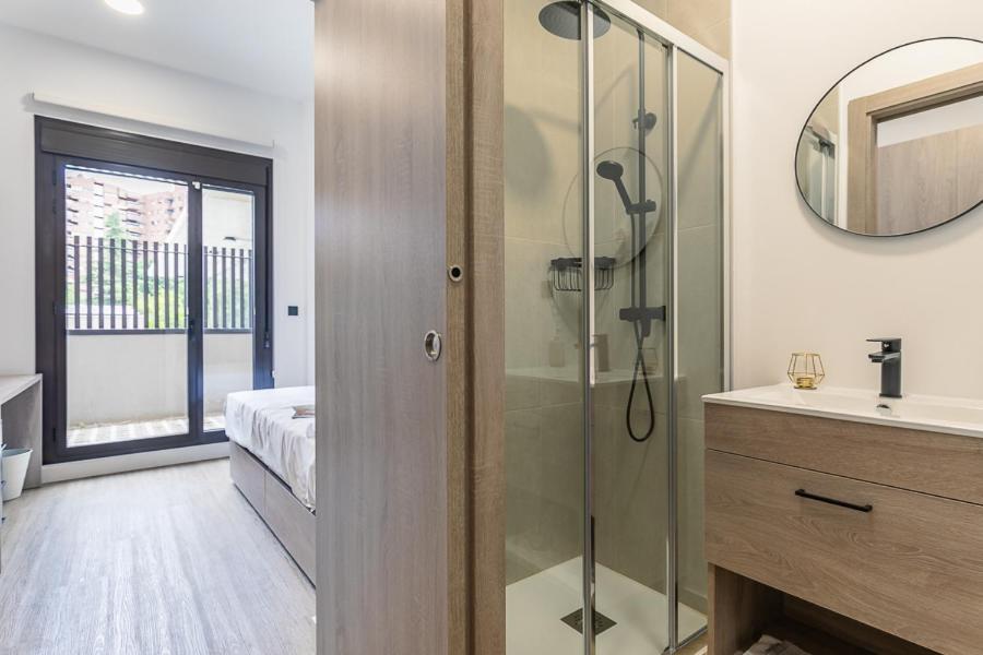 Micampus Madrid Sinesio Delgado Student Residence Luaran gambar