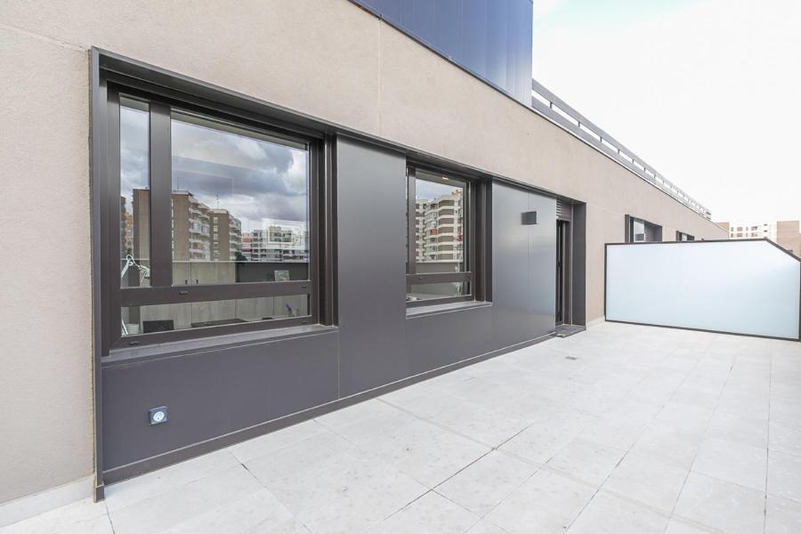 Micampus Madrid Sinesio Delgado Student Residence Luaran gambar