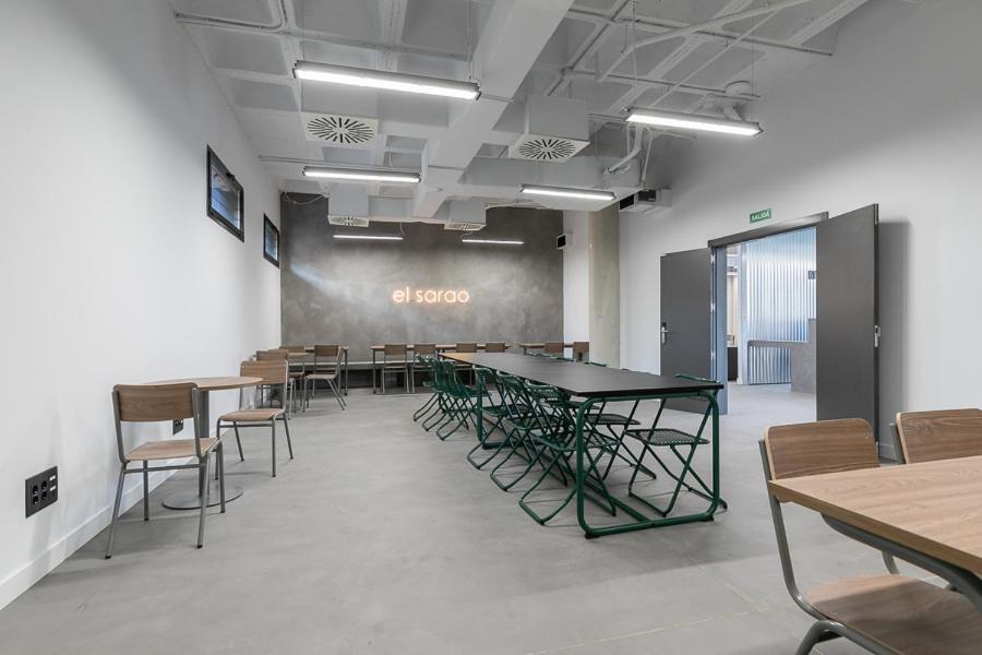 Micampus Madrid Sinesio Delgado Student Residence Luaran gambar