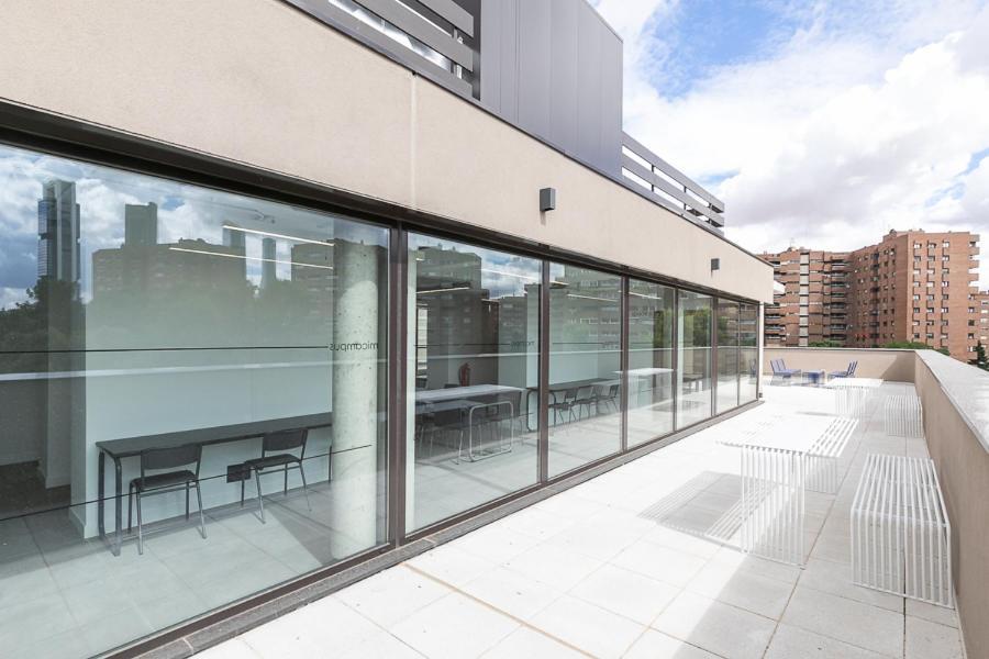 Micampus Madrid Sinesio Delgado Student Residence Luaran gambar