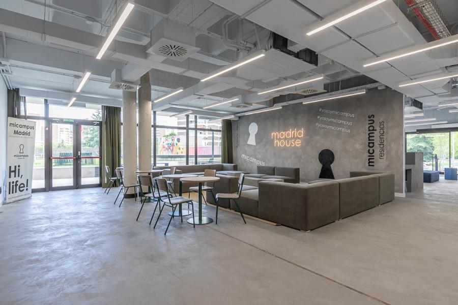 Micampus Madrid Sinesio Delgado Student Residence Luaran gambar