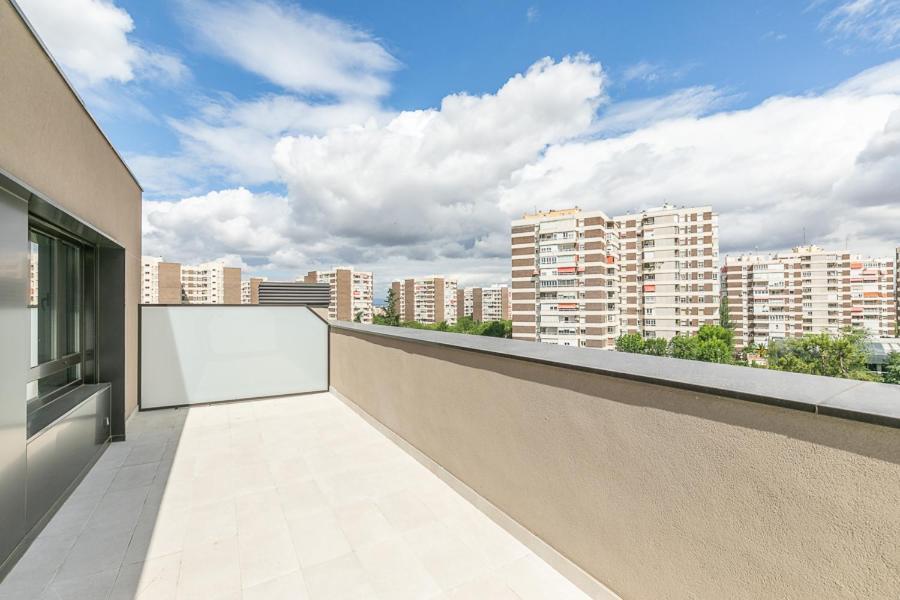 Micampus Madrid Sinesio Delgado Student Residence Luaran gambar