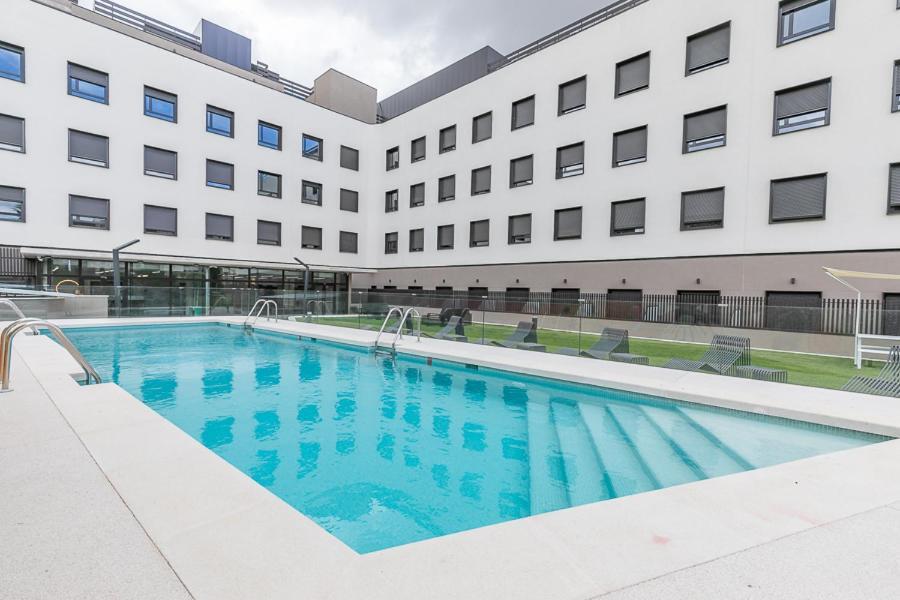 Micampus Madrid Sinesio Delgado Student Residence Luaran gambar
